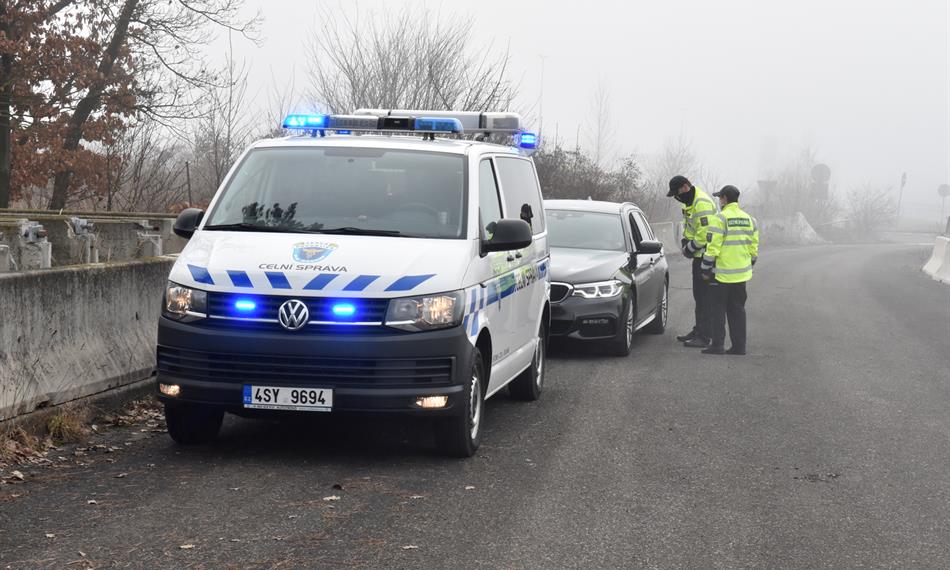 2021-3-3-1334dálnice-D10-eznámky-tiskovka-02 (002).jpg